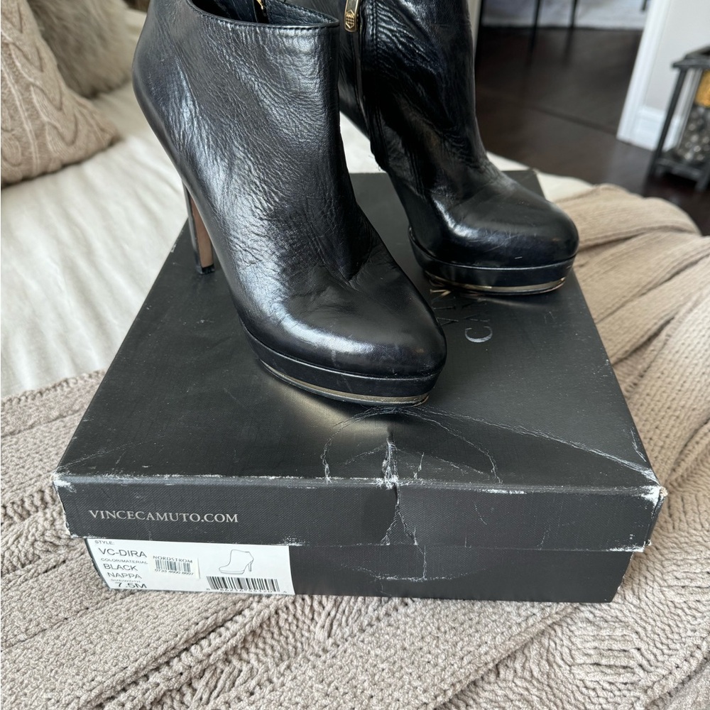 Vince Camuto Black/Gold Booties